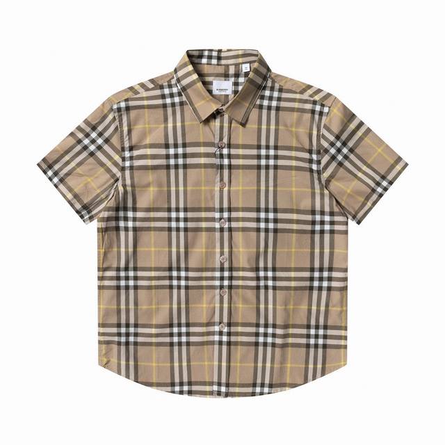 最高版本 对位 burberry 巴宝莉经典元素条纹短袖衬衫 bbr品牌最具代表性经典条纹衬衣 专柜销量第一款 面料采用双股80支梭织斜纹面料 格纹对位 纱线定