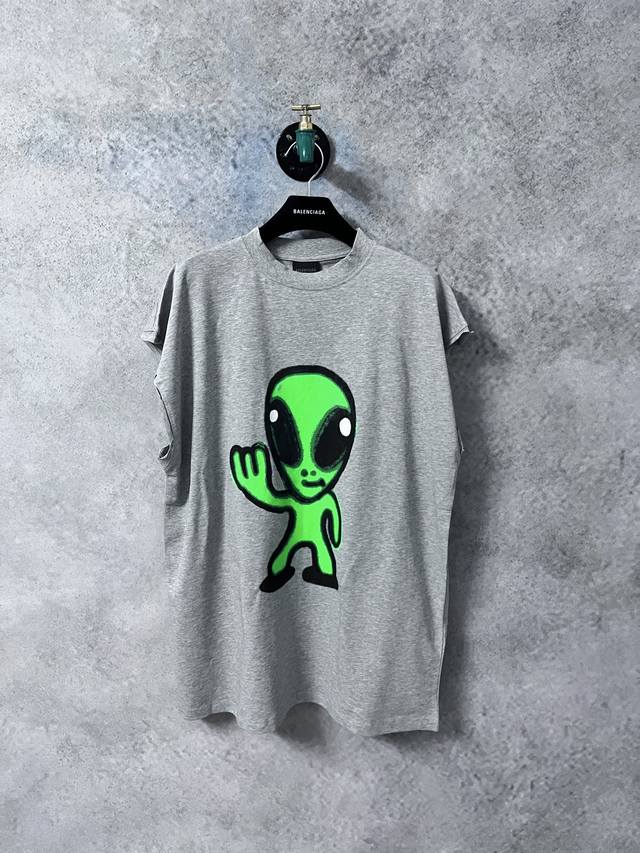 新品上架 blcg 25 外星人荧光破坏背心 尺码 S M L 订染200G面料起订量9卷布 版型不改一丝一毫 用量极高 区别市场错误颜色看图打版先行版本 所有