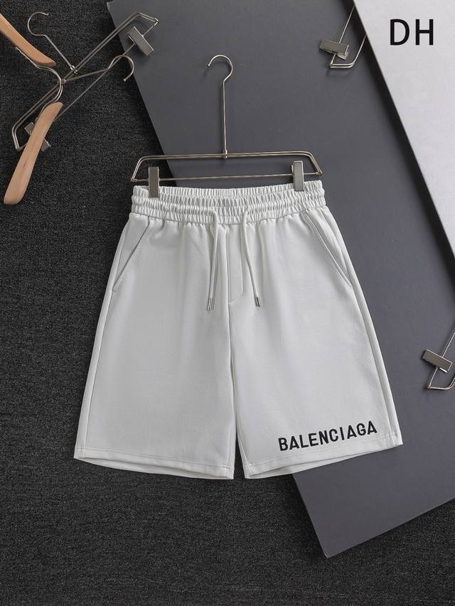 Balenciaga 巴黎世家 微宽版型S-Xl 巴黎世家 25Ss专柜同步专柜上架 前幅裤边简约字母刺绣 Logo 后开袋重工艺 男女同款 官网同步 专柜高弹