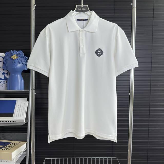 364 当天到货 现货现配 Louis Vuitton 路易威登2025新款 定制皮章Logo休闲polo衫短袖 原版面料 高版本 高品质 对色定染面料 圆领垂