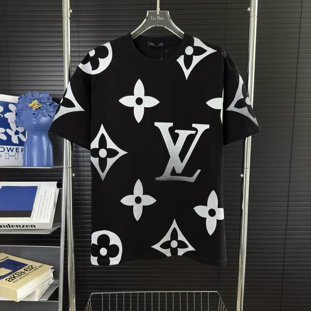 334 当天到货 现货现配 louis Vuitton 路易威登Lv 25Ss经典老花字母渐变Logo满印短袖圆领T恤 独家首发高定 面料采用320克重磅纯棉