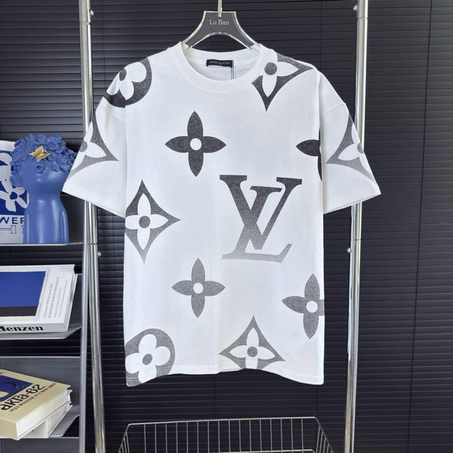 333 当天到货 现货现配 louis Vuitton 路易威登Lv 25Ss经典老花字母渐变Logo满印短袖圆领T恤 独家首发高定 面料采用320克重磅纯棉