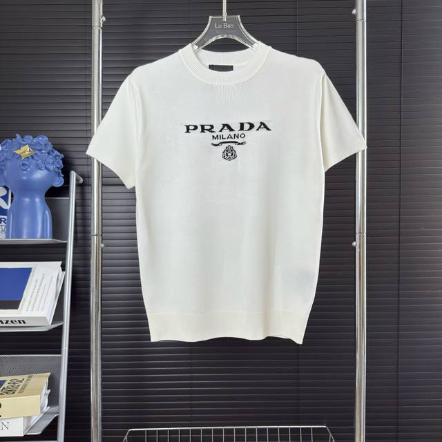 416 当天到货 现货现配 prada 普拉达25Ss字母色织三角标针织短袖 原版面料 官网同款 非再生纱 高版本 独立定织面料 经历柔软定型 洗水不变形 面料