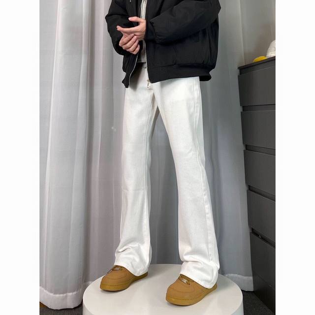 款号Xk2667 美式复古水洗牛仔裤女男夏季Cleanfit直筒裤宽松显瘦微喇裤潮 面料定制经过一流的高工艺水洗 质地紧密 色泽均匀 纹理清晰 上身非常舒适 直