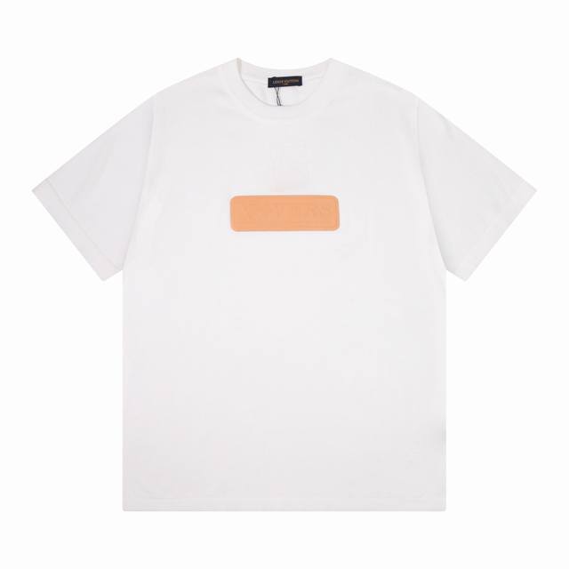 lv 驴家 皮牌Vers皮革贴布圆领针织T恤 颜色 白色 码数 M L Xl Xxl