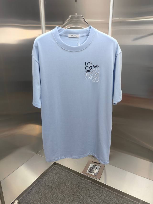 罗意*威 Lo*We 刺绣顶级版本 区别通货 款式 短袖T恤 面料 300克重双纱100%棉 罗纹 320克重索络纳1*1潮牌 工艺 刺绣工艺Logo 尺码 X