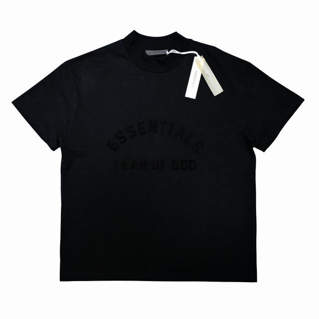 玄青黑 顶级版本Fear Of God Fog Essentials复线23Ss最新款硅胶植绒字母印花短袖 猫眼反光硅胶印花 给人眼前一亮 光夜如新 全新的一季