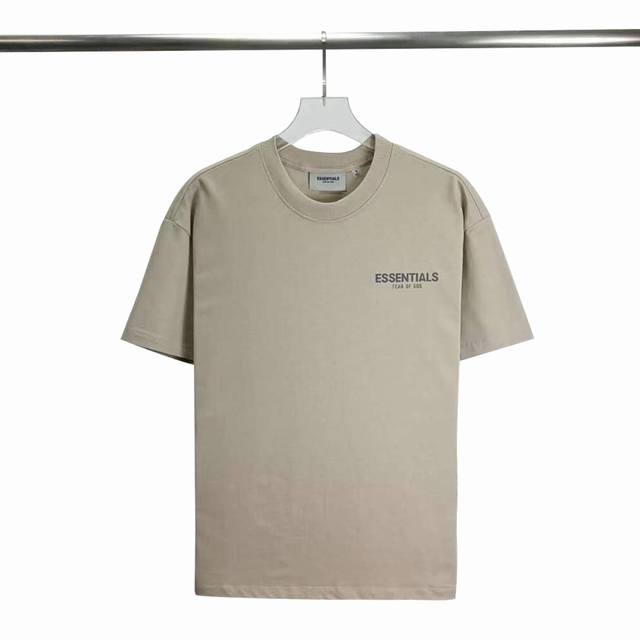 顶级版本Fear Of God Fog Essentials 3 反光 新款胸前小标反光纯棉男女情侣明星同款短袖 高品面料采用高端双纱爽滑棉 丝滑柔顺 不变形