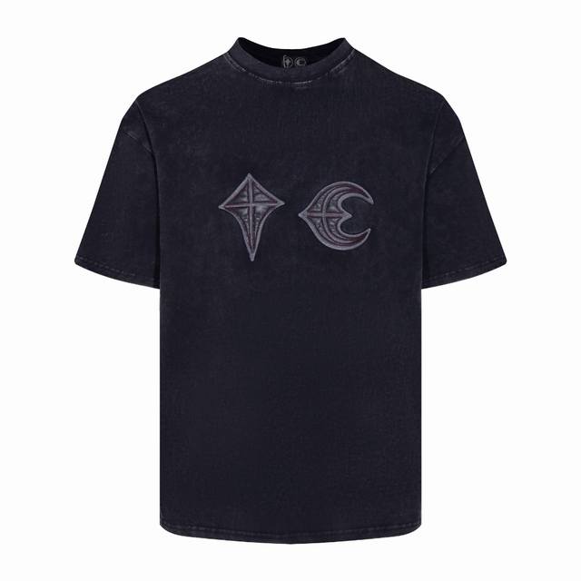 编号C05# Thug Club有着南韩版 某罗心 著称顶流潮牌有着先锋视觉在时尚圈迅速走红. 洗水炒花星月贴皮刺绣 版型宽松Oversize 男女同款 进口印