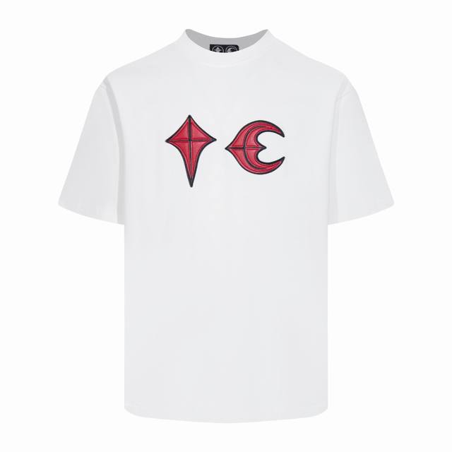 编号C05# Thug Club有着南韩版 某罗心 著称顶流潮牌有着先锋视觉在时尚圈迅速走红. 星月贴皮刺绣 版型宽松Oversize 男女同款 进口印浆材料,