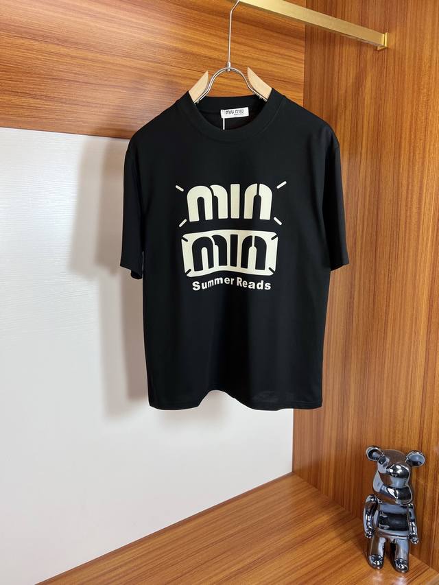 Miumiu 2025年春夏新品上新 三标齐全 冰潮棉圆领短袖T恤 好货不用过多介绍 看细节 专柜码数 M-Xxxl 175 140建议L