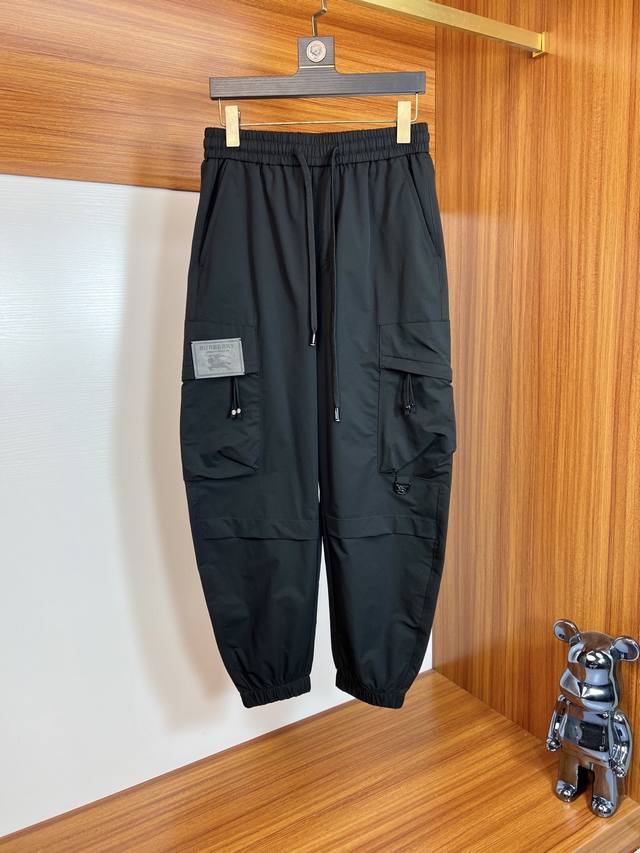 Burberry 巴宝莉 2025春夏新品 三标齐全 休闲裤 工装裤 好货不用过多介绍 看细节 专柜码数 28-36 175 140上身31