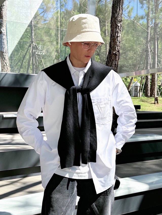 Lunem Vnmeiin 高定款 新款棉质长袖衬衫向航海美学汲取灵感 于胸袋立体刺绣 Lv Nautical Ropes 标识 可为各式造型注入优雅格调 上身