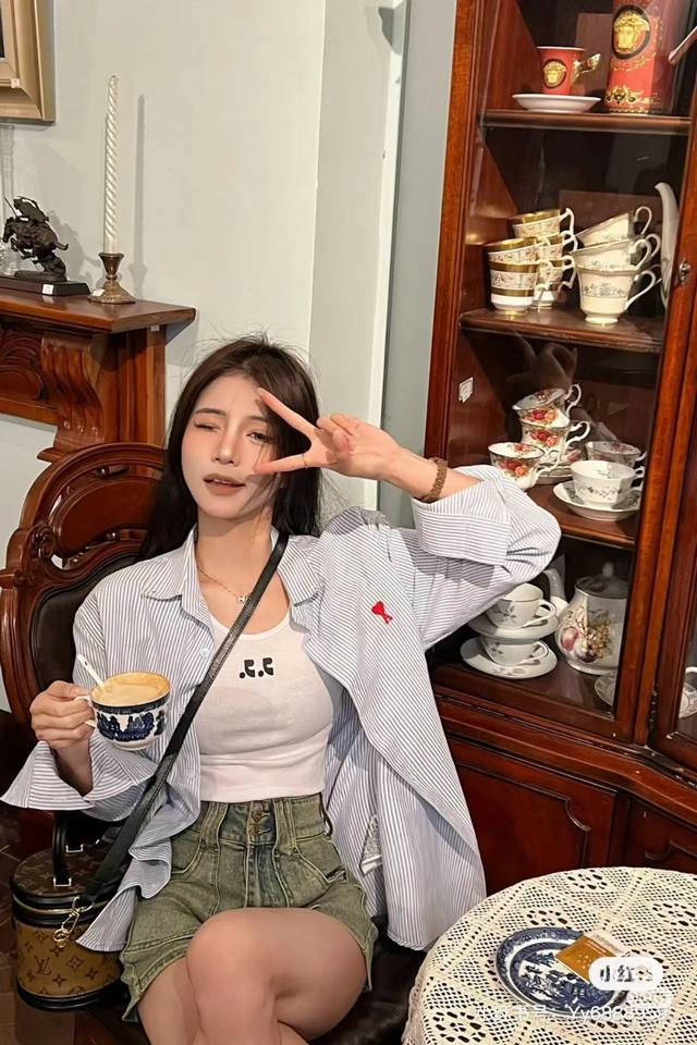 顶级品质 款号 Cy118# Ami 艾米 小红爱心刺绣条纹基础款衬衫长袖 Ami 艾米 经典小爱心经典条纹情侣衬衫长袖 顶级天花板品质 Zp原版开发 实物可以