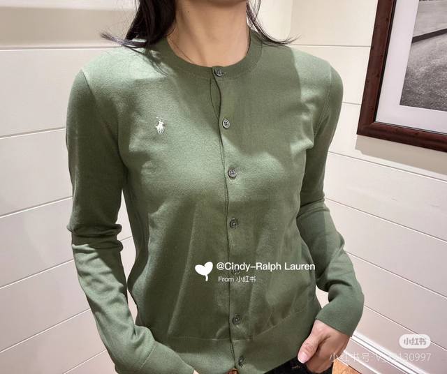 顶级品质 款号 Ds010# 拉夫劳伦Ralph Lauren纯色圆领基础小马刺绣Logo针织开衫长袖 拉夫劳伦Ralph Lauren经典基础百搭款平纹针织开