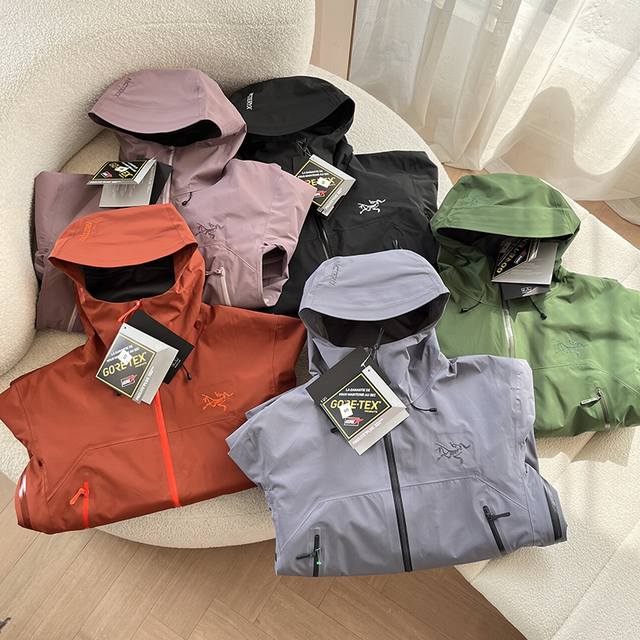Alpha Sl 5色齐发 arc'teryx 始祖鸟Alpha Sl Gore-Tex 户外防水硬壳冲锋衣 yb四次压胶工艺 整衣3D立体仿生学设计衣长臂弯