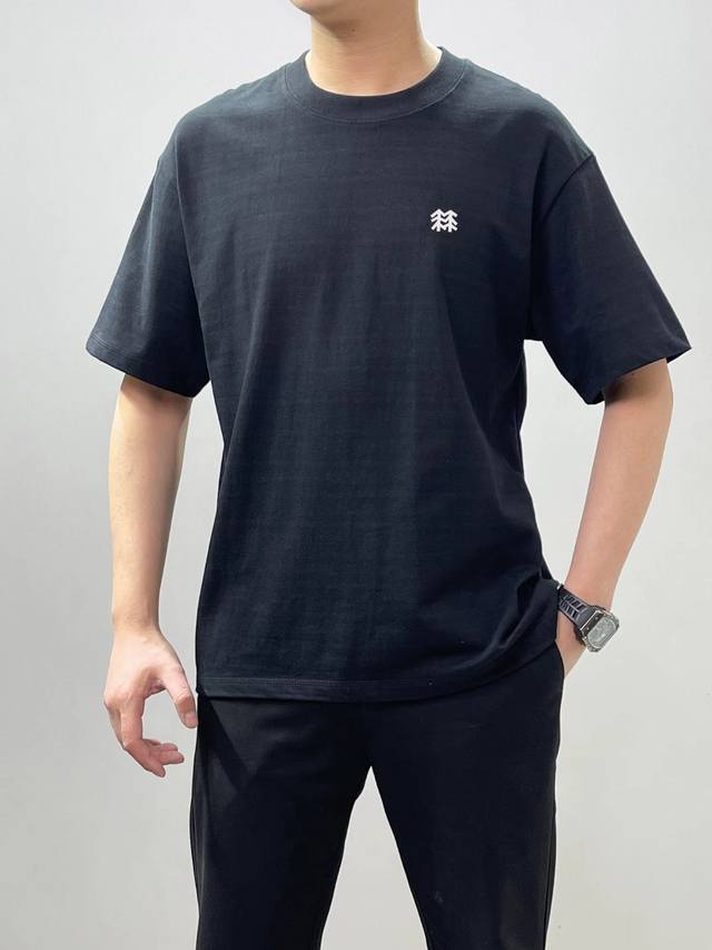 款号:Wkd60 25Ss夏季Kolon Sport 可隆新款小标基础印花T恤男女同款必备搭配短袖 男女同款情侣同款胸前印花小Logo采用纯棉面料260克高克重