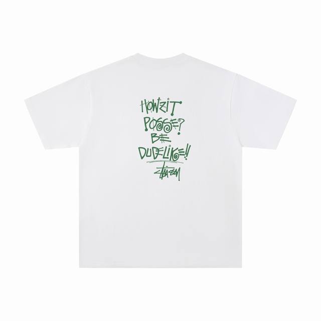款号:Wkd30 斯图西Stussy 25Ss夏季绿色字母新款基础宽松短袖T恤 男女情侣同款 整体的设计简洁大气 胸前小Logo后背大印花图案让整件衣服的冲击感