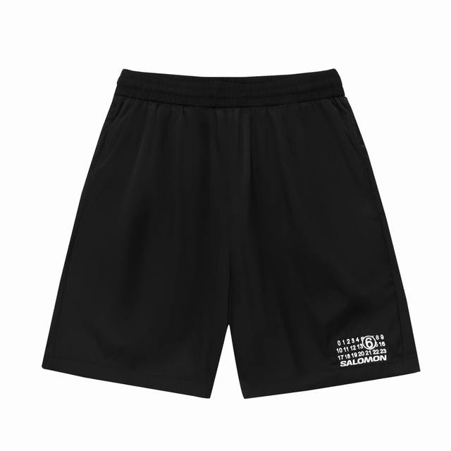 品牌 Mm6 Salomon萨洛蒙 面料 90%锦 10%氨纶 码数: 46. 48. 50 52. 颜色 黑色 红色 工艺 刺绣 面料80G超轻量 特性 薄
