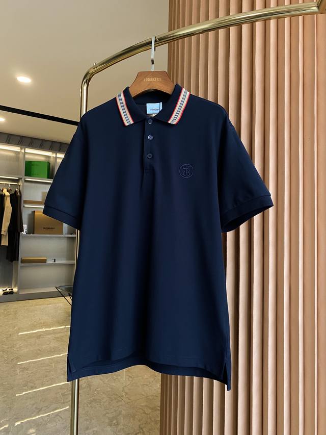 标志性条纹尖领珠地网眼布棉质 polo 衫 最新爆款男士条纹装饰驾到 同步官网发售 超奢气质效果 焕新标识Logo刺绣设计 男士女士日常商贸休闲必备款 这周带来