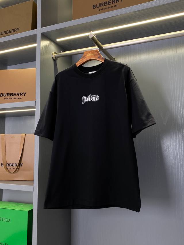 徽标印花棉质T恤衫 迟来的好货好款 情侣款百搭纯棉短袖T恤 秒杀市面上一切版本 只能说根本就不是一个级别的存在 不管是材质还是细节还原度以及工艺制作方面不惧任何