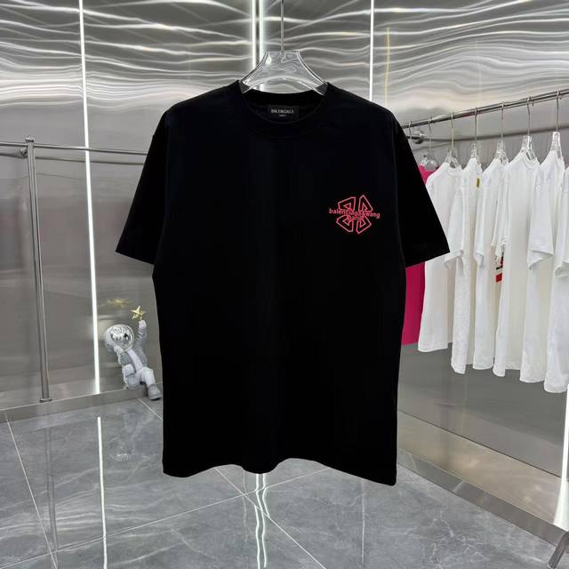 ble 2025夏季新款 圆领短袖 个性刻字模 男女同款宽松版 S M L Xl Xxl 五个码 颜色 黑色 白色 灰色