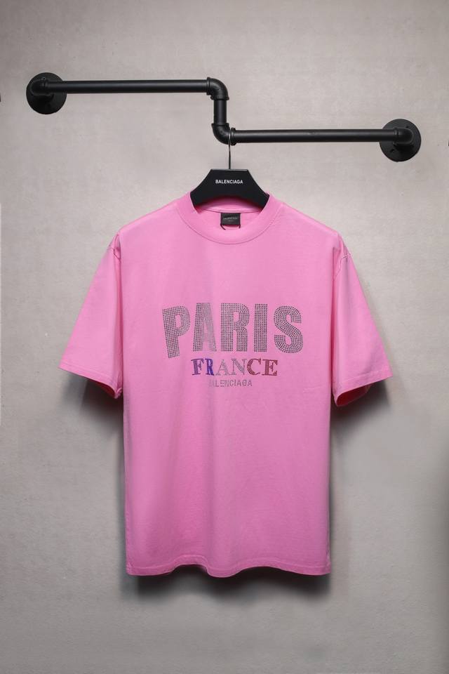 Aeniaa 新款paris钻T恤短袖 240克面料工艺洗水处理 采用进口奥钻 高温压烫工艺 宽松版型 男女同款 尺码 Xs S M L 编号 05086089