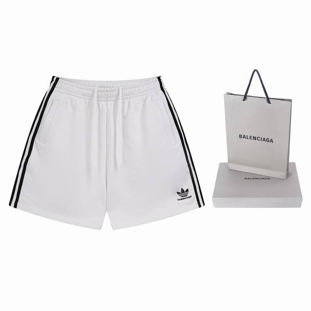 实拍图 顶级版本.官网品质 Balenci*Ga 巴黎.2025新款 巴黎联名Adidas 三叶草刺绣侧缝拉边条.袋口做隐形拉链短裤.砖柜同步.第一时间正品研制
