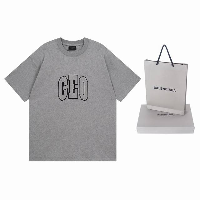 实拍图 顶级版本.官网品质 Balenci*Ga 巴黎.2025新款 正面以Ceo Team Logo刺绣短袖T恤.砖柜同步.第一时间正品研制 欢印对比 面料采