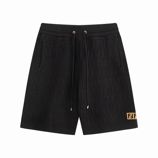 Fendi 芬迪 暗纹 Ss新款针织短裤 定制面料采用威化布织法 提花针织工艺 版型紧致立体 定制裤绳五金质感强 顺滑 上身舒适透气 凹凸有型的立体感 时尚休闲