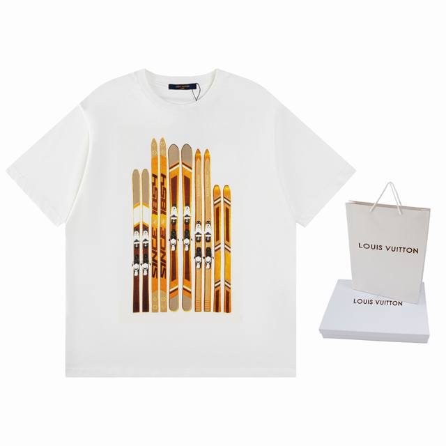 顶级版本.官网品质 louis Vuitton*路易威登 lv 滑雪板金箔短袖T恤 印花采用数码直喷印花呈现元素设计 印花效果通过计算机测色 颜色 喷印多方位测