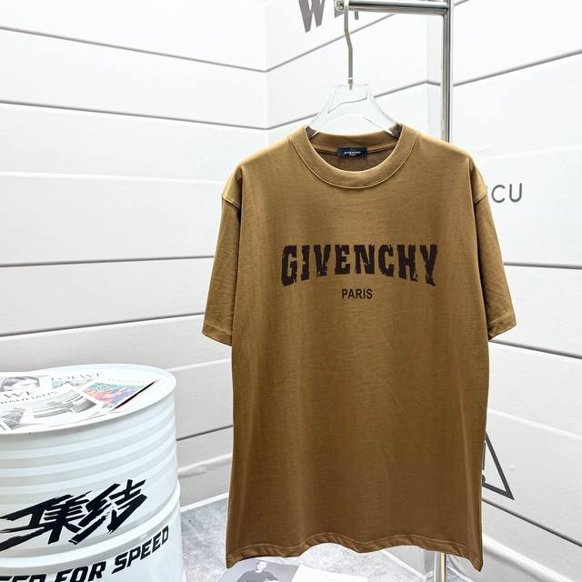 Givenchy Gvc纪梵希2025Ss春夏新款短袖T恤 -定制280G全棉双纱面料 布面干净 布纹清晰 手感非常细腻扎实 更加力挺 -整衣立体定位剪裁 上身