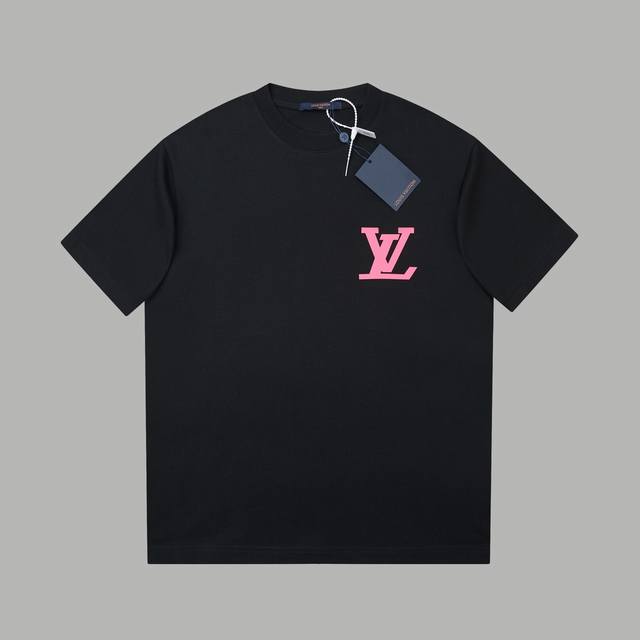 LV 25Ss早春新款 立体厚板Lv字母短袖 轻奢主义 男女日常通勤穿搭必备单品 正确版本 欢迎对比 详细特征 320克 % 纯棉双纱汗布面料 同缸定染特种加粗