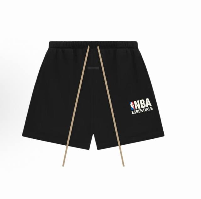 顶级版本Fear Of God Essentials X Nba 联名款 Fw24 Essentials Nba Sweatshorts 裤腿徽章标志抽绳系带休