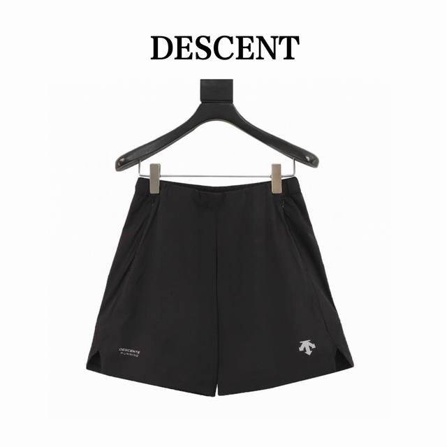 descente 迪桑特 轻薄弹力速干跑步运动健身训练五分短裤 提花面料 适合运动训练 跑步健身 独一无二的款式设计 更贴合身体曲线 运动无拘束 机能户外与城市