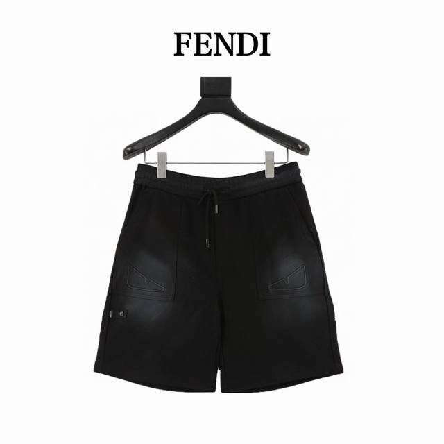 fendi 芬迪 小怪兽眼睛刺绣水洗短裤 面料采用定制面料 订染颜色后整蚀毛处理 对照原版做丝滑超柔处理 布面肌理股线清晰明显 垂感一级棒 做工精致都到达外贸出