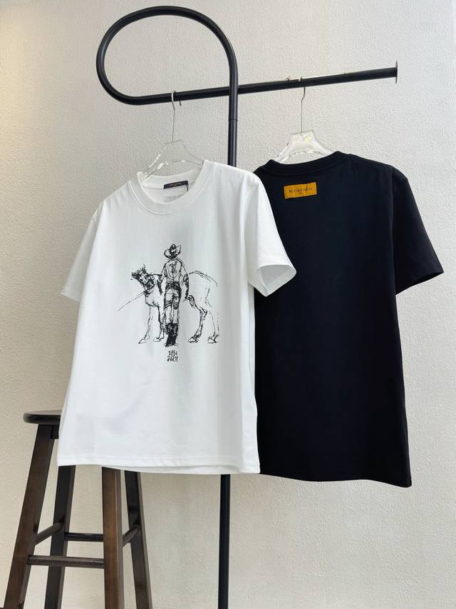 款号Xb78 lv路易威登走秀款西部牛仔印花圆领短袖 黑白双色 情侣同款 全套包装 三标齐全 区别市场通货 随意对比 纯棉280克高克重32支双纱 不起球 不褪