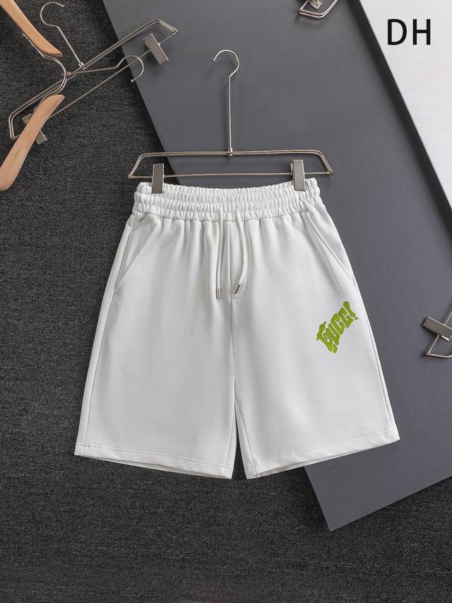 Gucci 古驰 酷奇 Gucci 双G 微宽版型 S-Xl gucci 25Ss专柜同步专柜上架 前幅口袋简约字母刺绣 Logo 后开袋重工艺 男女同款 官网