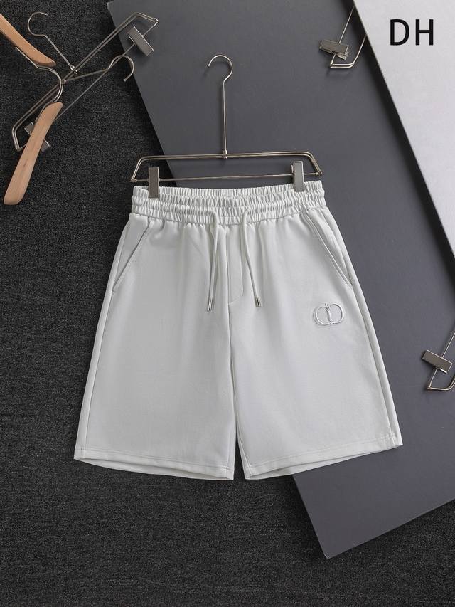 Dior 迪奥 Cd 微宽版版型 S-Xl cd 25Ss 新品官网同步发售 前幅简约Cd字母短裤 刺绣Logo图案 后开袋 作为奢侈界的龙头 D家可谓是当之无