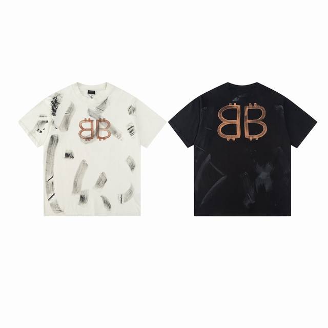 款M45 巴黎世家短袖 巴黎世家Balenciaga 23Ss双B手绘泥巴做旧印花短袖 面料采用260G巴黎专用双纱*高克重十字双纱罗纹 成衣前后幅采用手绘印花