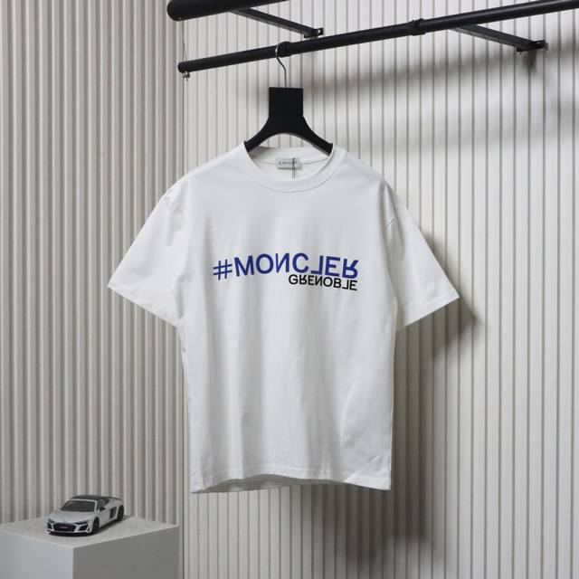 Alexander Wang 亚历山大王 25Ss 油画字母短袖T恤 面料采用定制240G 26支特滑双股精棉平纹高密无尘全棉布料 前幅高密度加厚 走线平整 代