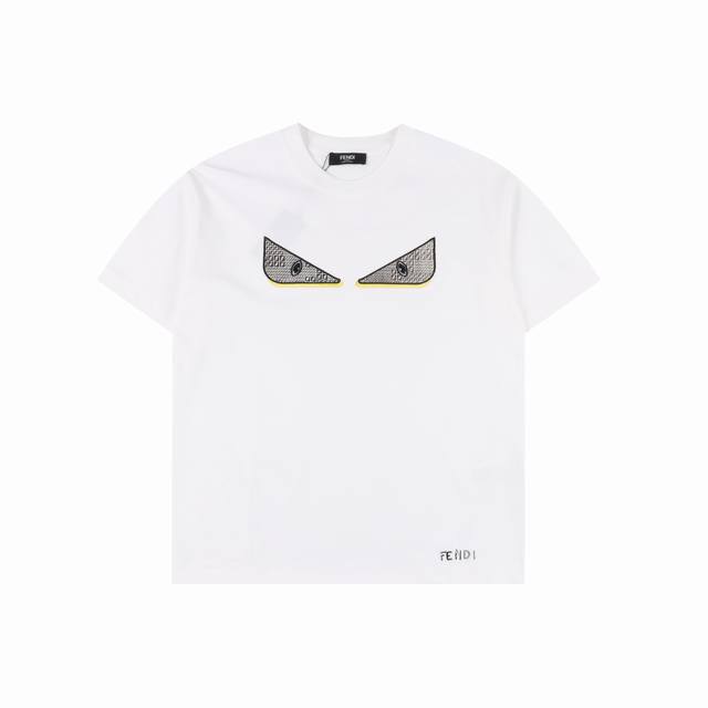 fendi 芬迪 25Ss 老花拼布恶魔烫钻小眼睛刺绣短袖T恤 logo标识精致升级 灵感源自八十年代复古 原版面料 官方同款 短袖T恤 定制260克同缸染面料