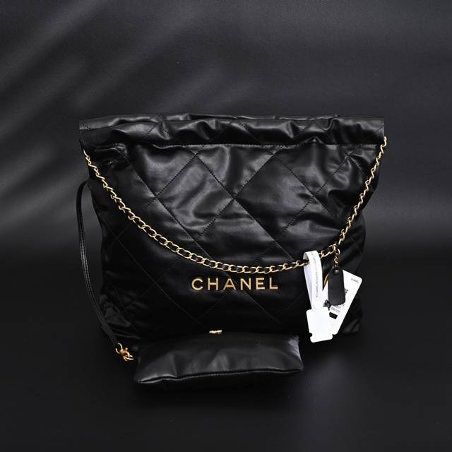 chanel香奈儿 22Bag 小香黑金购物袋 #原单品质 size: 37*35*7 香奈儿包包