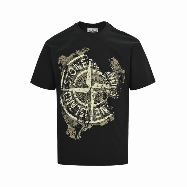 stone Island 石头岛 斑驳罗盘印花短袖 夏季经典再现 两色齐发绝对强烈推荐胸前字母印花 大Logo 后面精致印花小Logo 面料舒适不紧绷 三标齐全