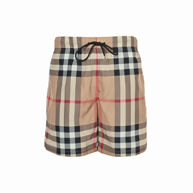 burberry 巴宝莉 条纹格子沙滩短裤 夏季渠道限定沙滩短裤 定制条纹面料作为整条裤子的点睛之笔 更具个性高级 宽松的阔腿裤版型 上身秒变大长腿 手感柔软细