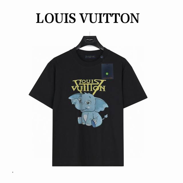 lv 蓝色小飞象 短袖T恤 款号:Lv01 黑色 240克重磅小落肩100%棉T恤 Os版型 宽松有型好搭配 采用精梳紧密赛络工艺 面料更耐磨 袖口以及下摆三排