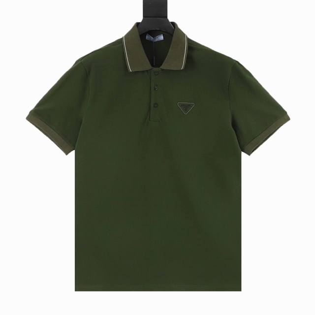 prada 普拉达 25Ss 胸口三角标撞色刺绣短袖polo衫 客供精仿棉打造珠地材质面料 质感柔软细腻爽滑 舒适透气凉爽 且久穿久洗不褪色不变形 进口田岛机刺