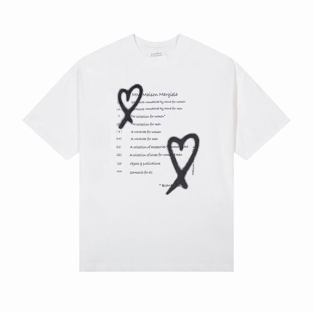 高版本Maisonmargiela 马吉拉 爱心字母短袖 男女同款 满满的高级感 性价比超高 手感超级柔软 细腻 柔软和不起球且不变形 G纯棉品质 后领标志对角