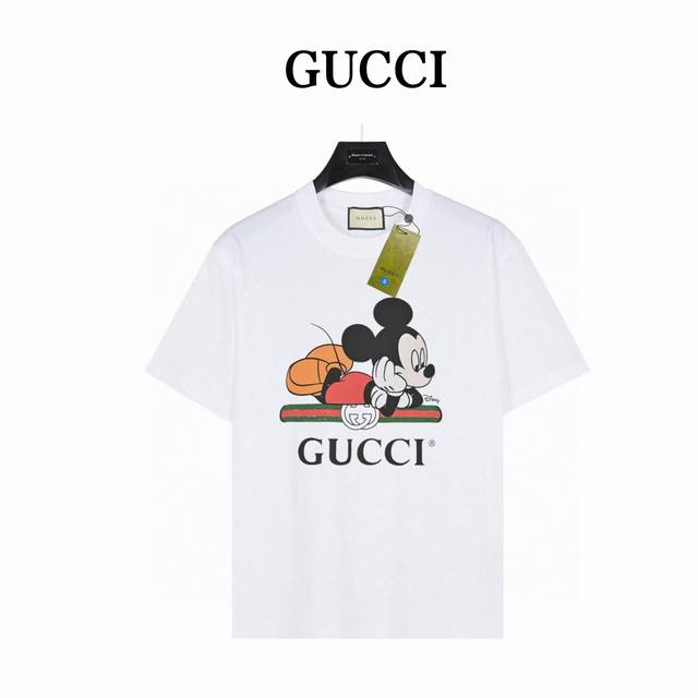 gucci 米奇短袖T恤 款号:Gg19 白色 240克重磅小落肩100%棉T恤 Os版型 宽松有型好搭配 采用精梳紧密赛络工艺 面料更耐磨 袖口以及下摆三排紧