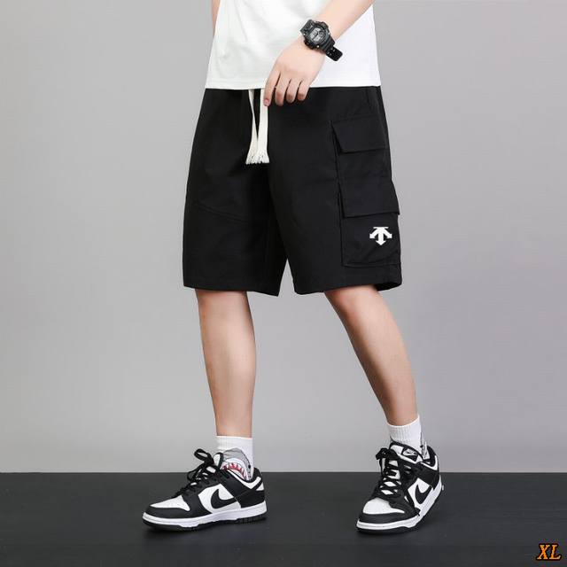 Descente迪桑特 独家实拍上新夏季高品质时尚工装大口袋短裤速干冰丝透气潮牌运动宽松休闲直筒五分裤 本季主打 货源充足 放心主推 高端品质 经典设计 做工出